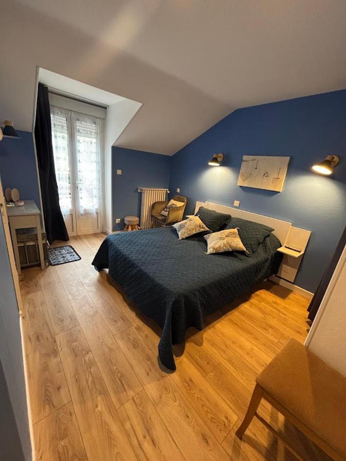 Junhac Auberge De La Normandie מראה חיצוני תמונה
